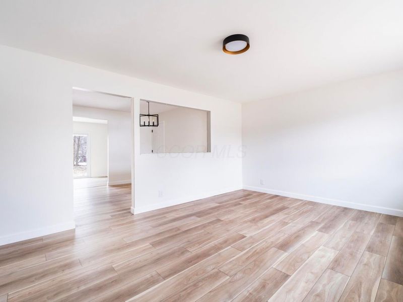 3689 Beacontree Drive, Columbus, OH 43224 Photo 2