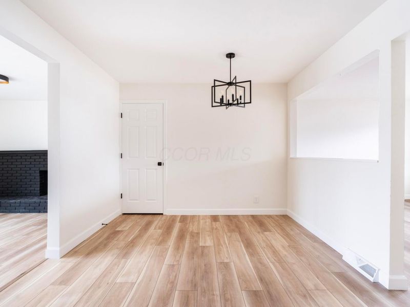 3689 Beacontree Drive, Columbus, OH 43224 Photo 8