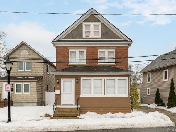 34 S Front Street, Farmingdale, NY 11735