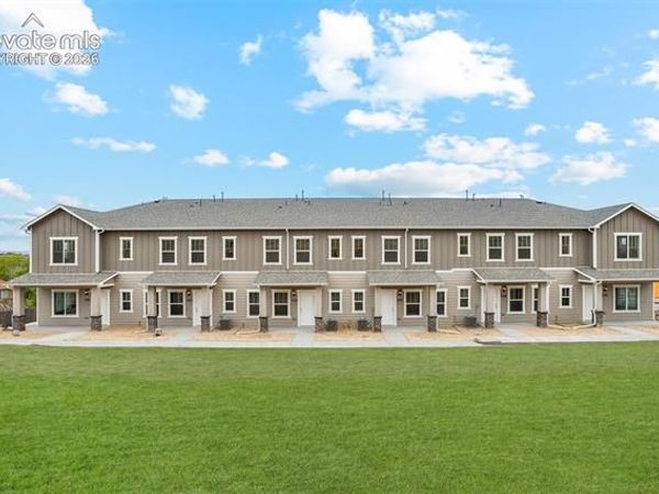 1132 Babette Heights, Colorado Springs, CO 80904