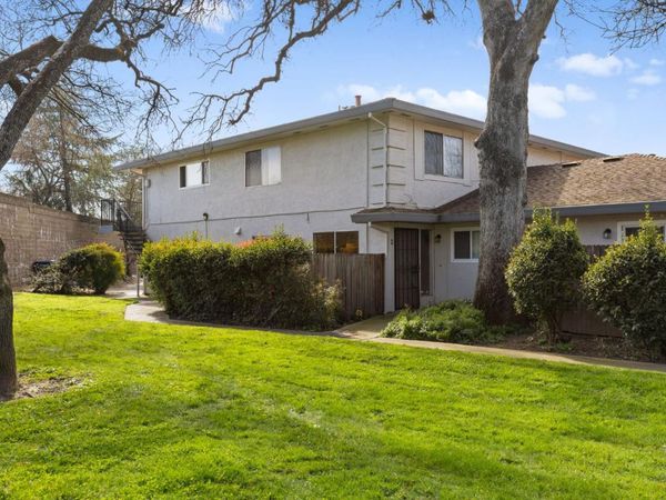 4728 Greenholme Dr #2, Unit 2, Sacramento, CA 95842