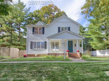 308 N Court Street, Howell, MI 48843