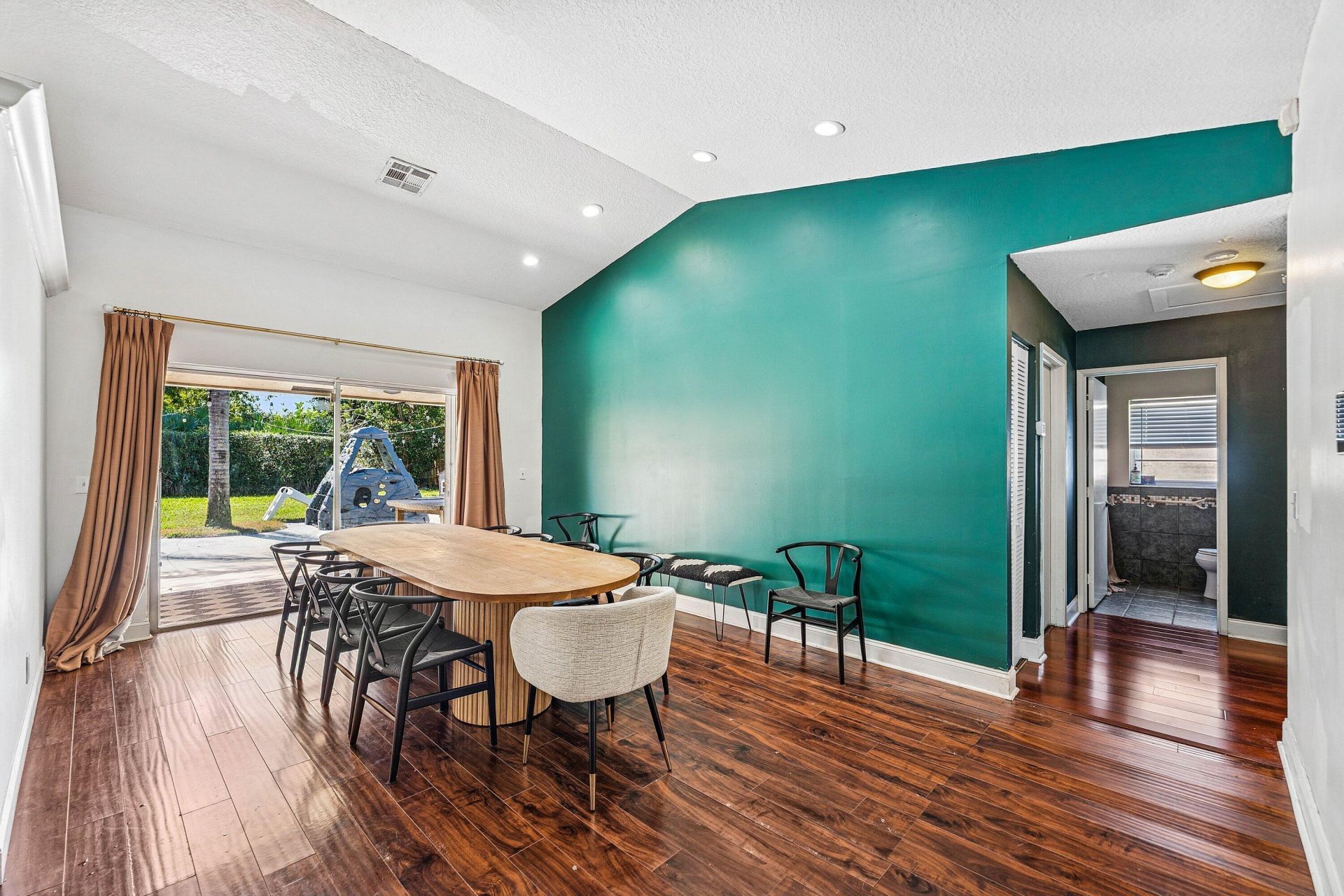 838 NW 9th Way, Boynton Beach, FL 33426 Photo