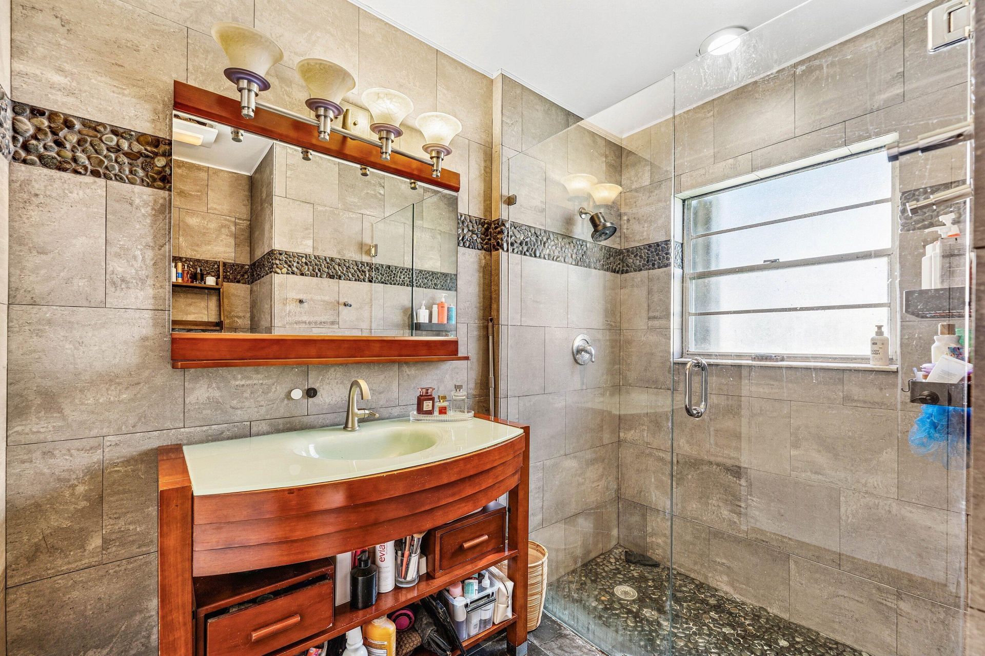 838 NW 9th Way, Boynton Beach, FL 33426 Photo