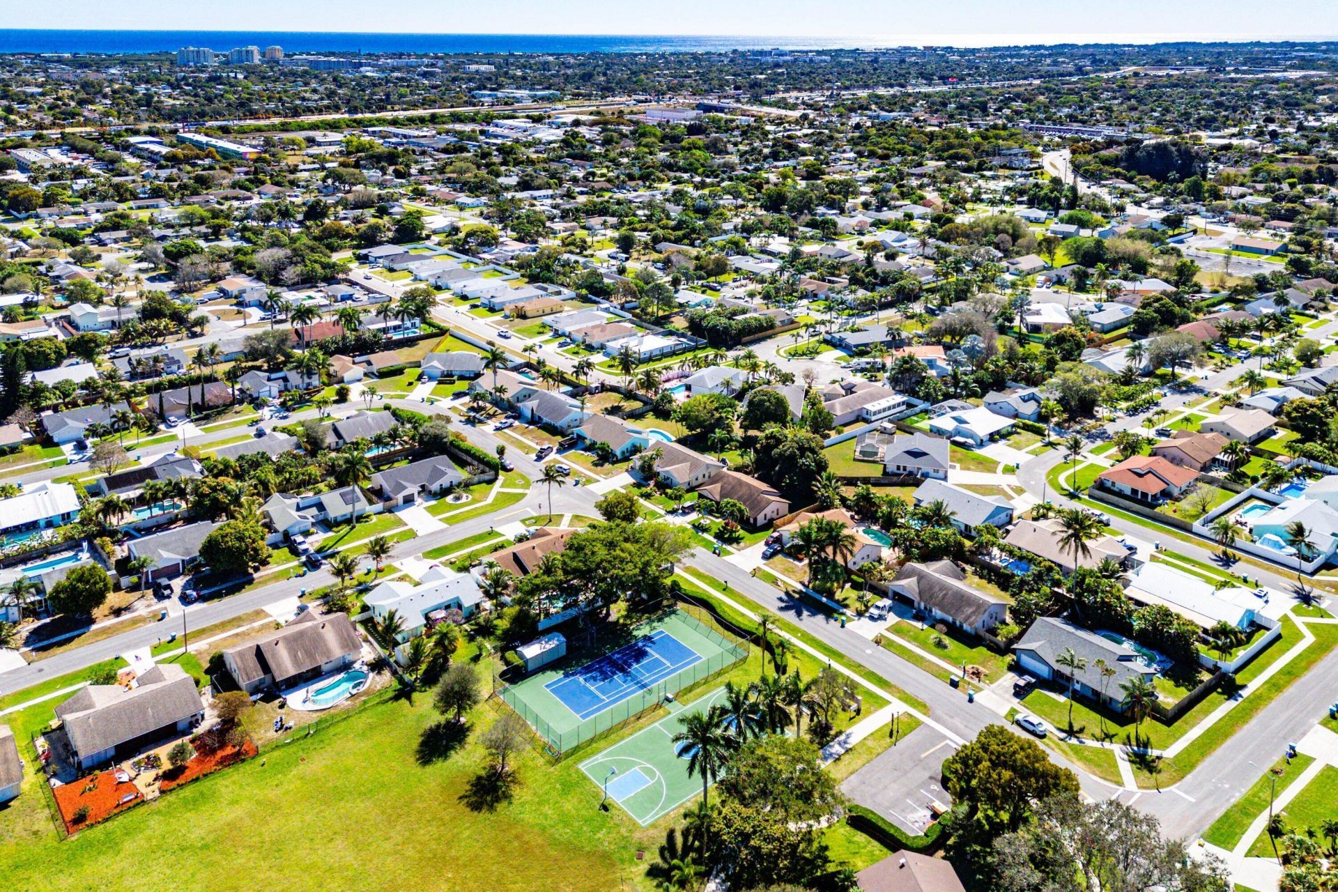 838 NW 9th Way, Boynton Beach, FL 33426 Photo