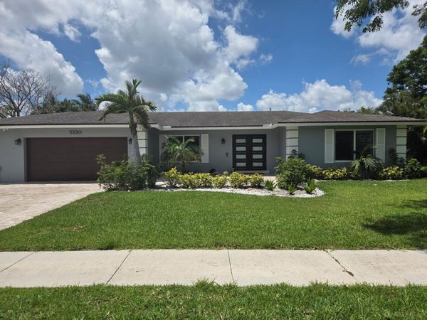 5330 SW 19th Street, Plantation, FL 33317