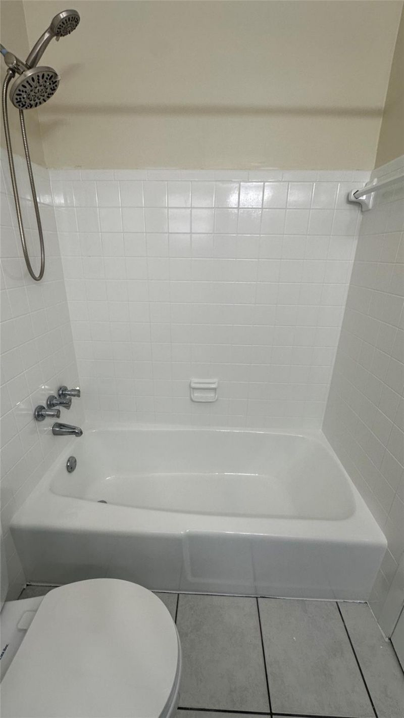 717 SE 16th Street, Unit 3, Fort Lauderdale, FL 33316 Photo