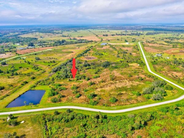 2831 SE 67th Place, Okeechobee, FL 34974