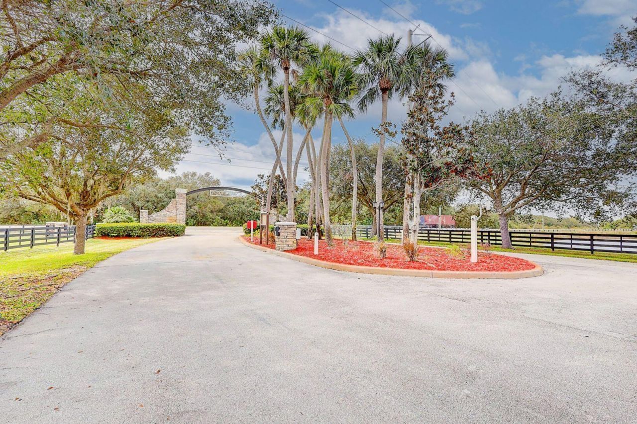 2831 SE 67th Place, Okeechobee, FL 34974 Photo
