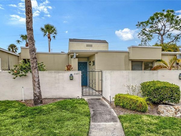 2491 CRISPIN COURT , Unit G3, SARASOTA, FL 34235