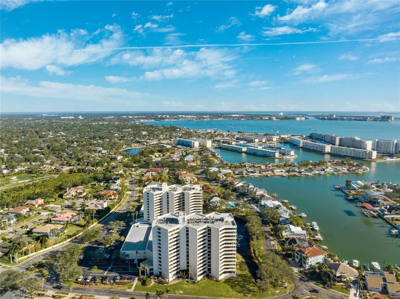 5950 Pelican Bay Plaza S, Unit 2E, Gulfport, FL 33707 Photo