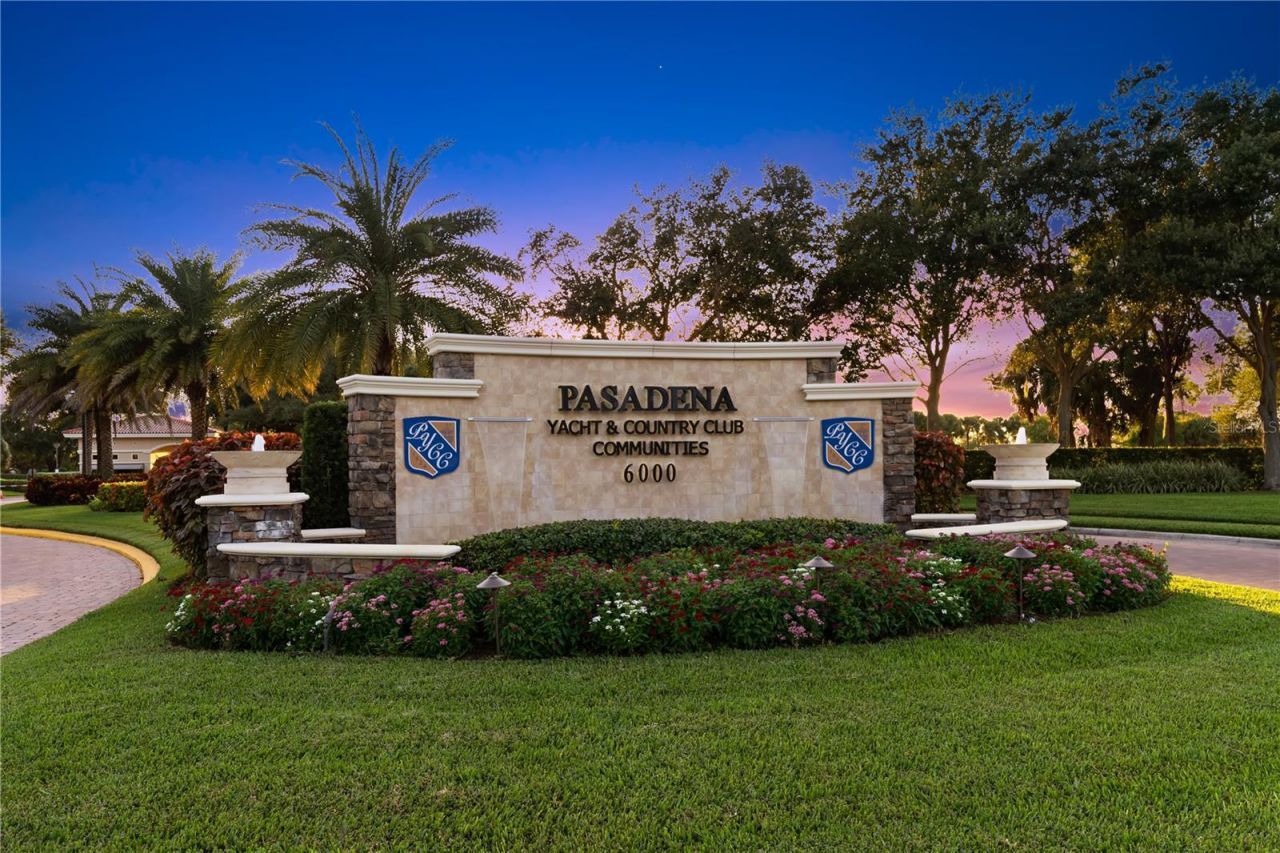 5950 Pelican Bay Plaza S, Unit 2E, Gulfport, FL 33707 Photo