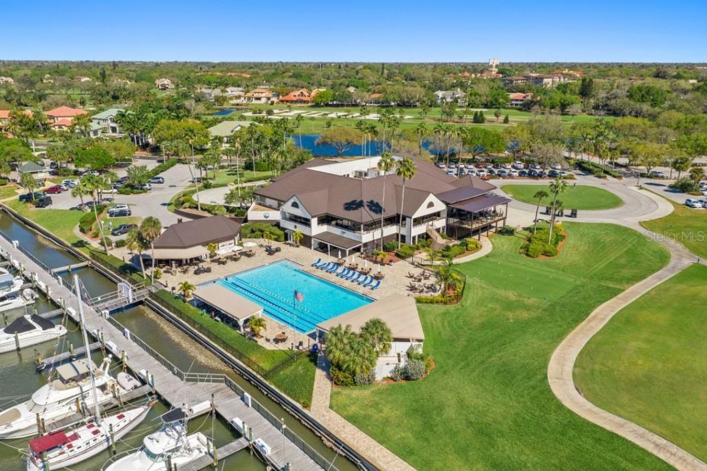 5950 Pelican Bay Plaza S, Unit 2E, Gulfport, FL 33707 Photo
