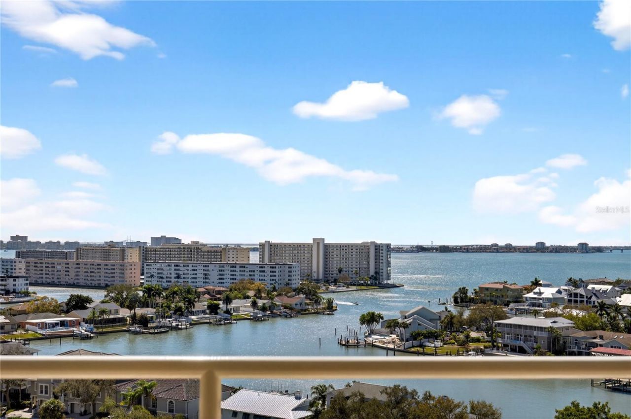 5950 Pelican Bay Plaza S, Unit 2E, Gulfport, FL 33707 Photo