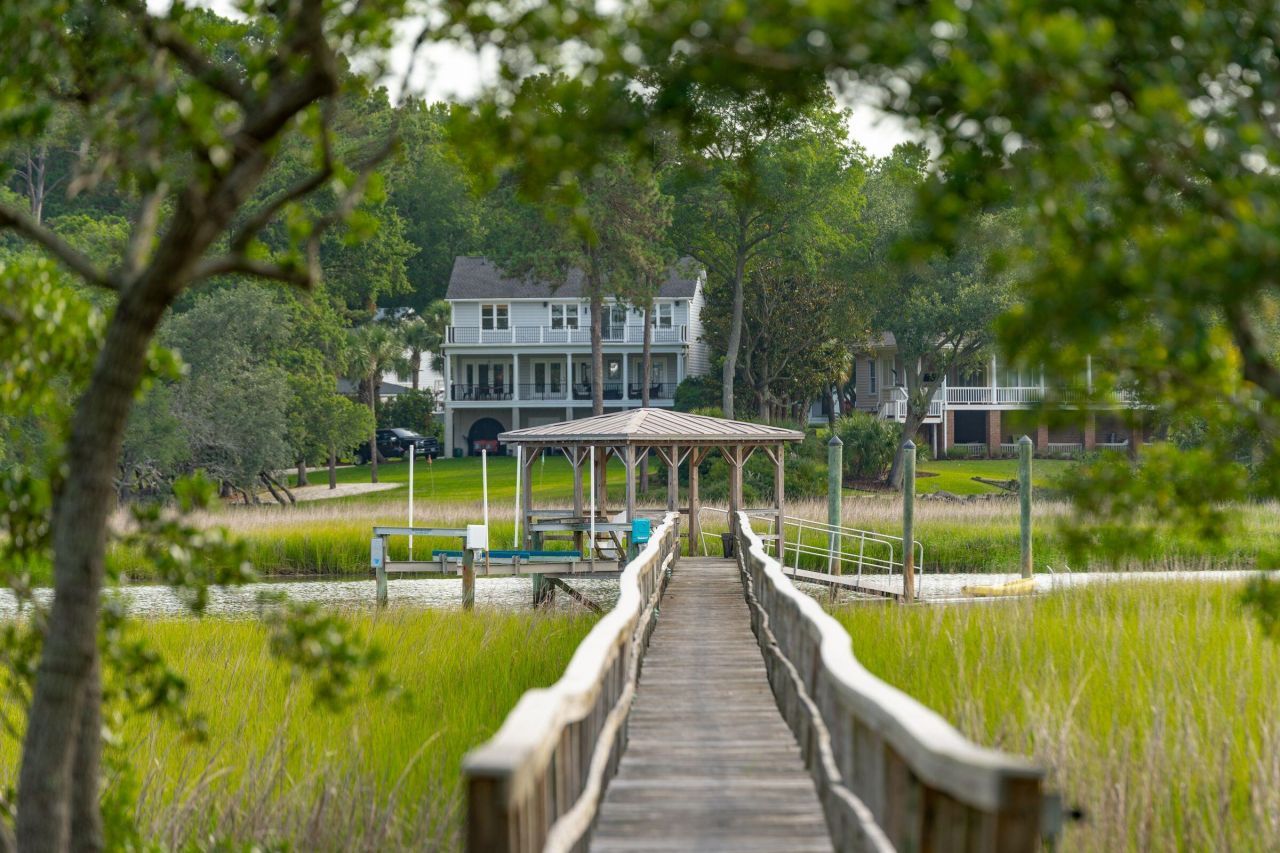 510 Traders Alley Photo 23