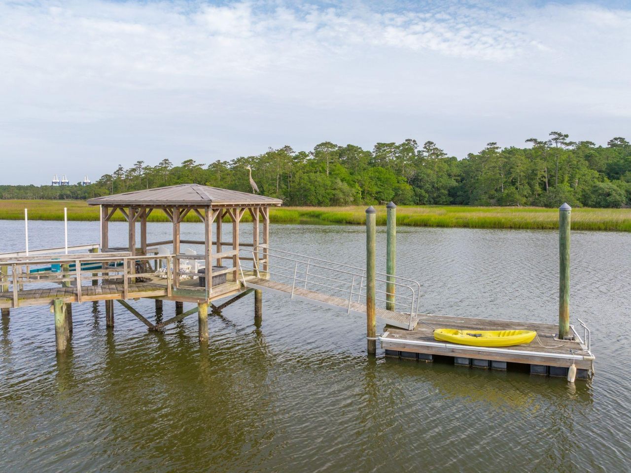 510 Traders Alley Photo 24