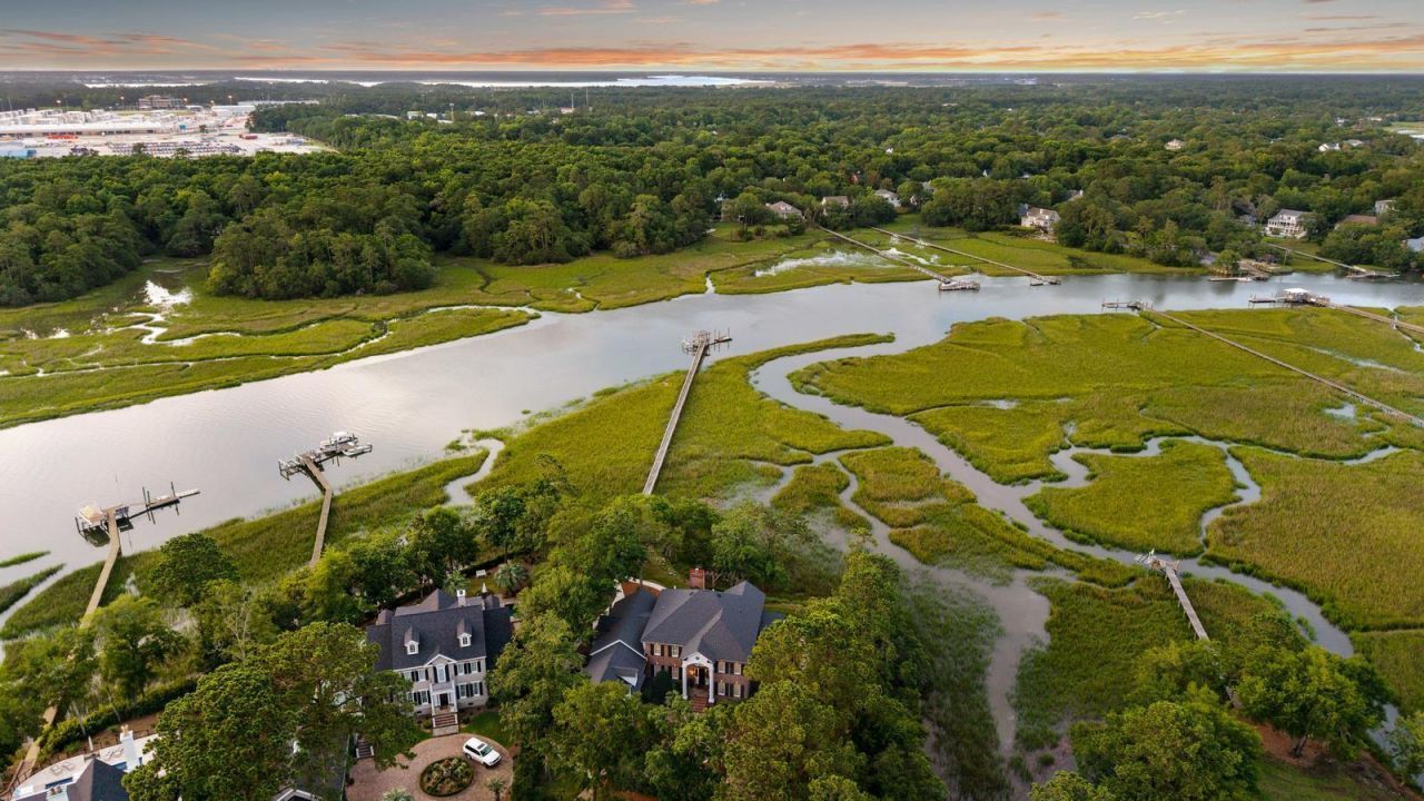 510 Traders Alley Photo 34