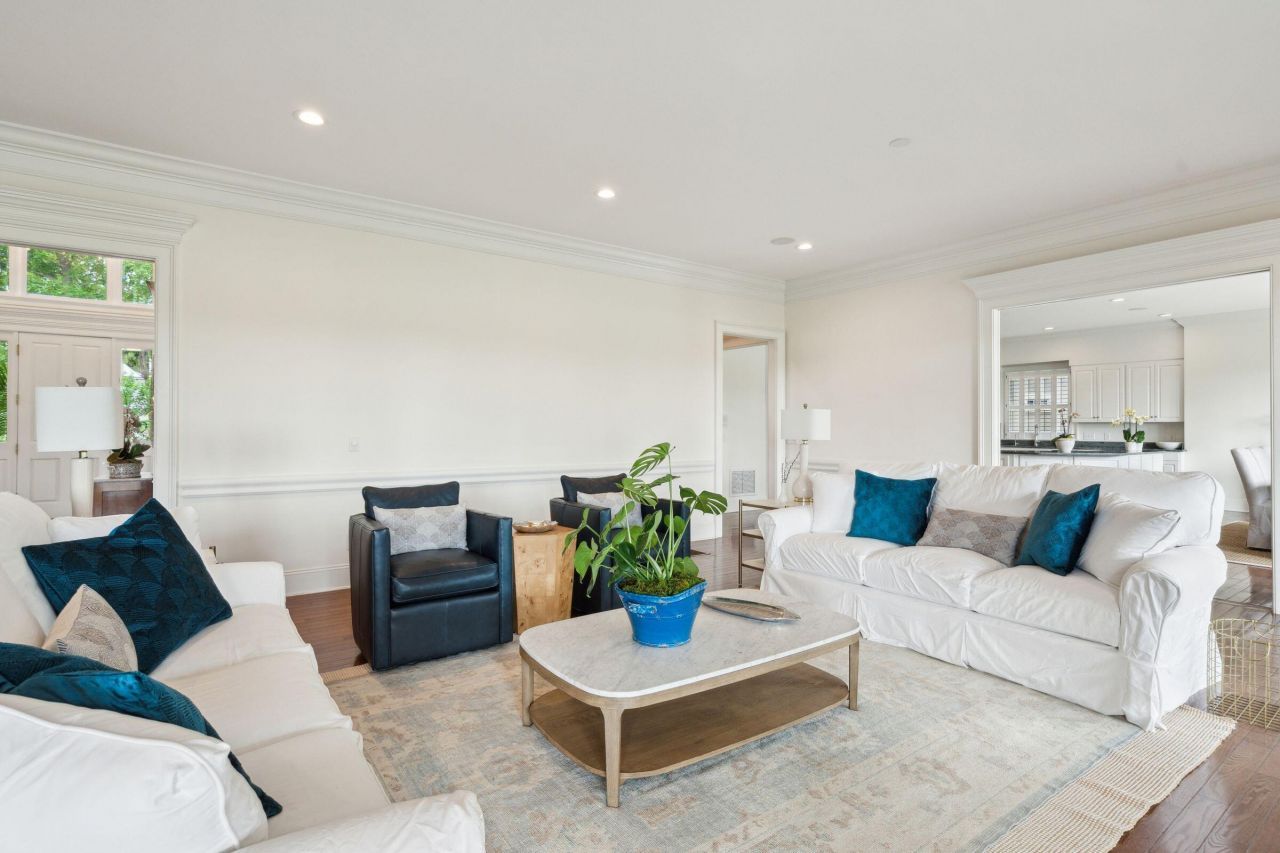 510 Traders Alley Photo 38