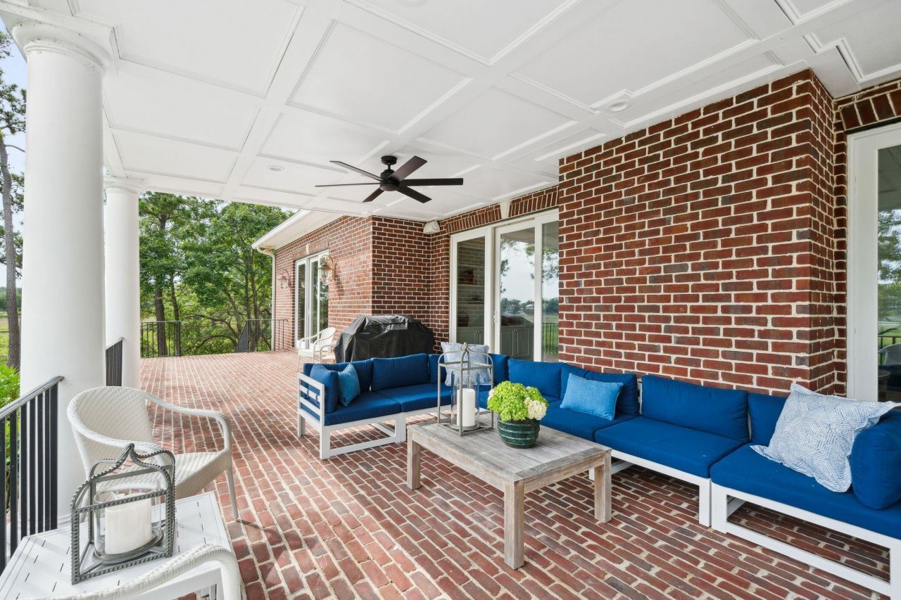 510 Traders Alley Photo 40