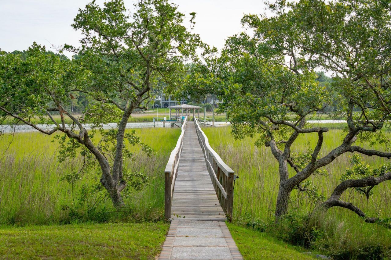 510 Traders Alley Photo 5