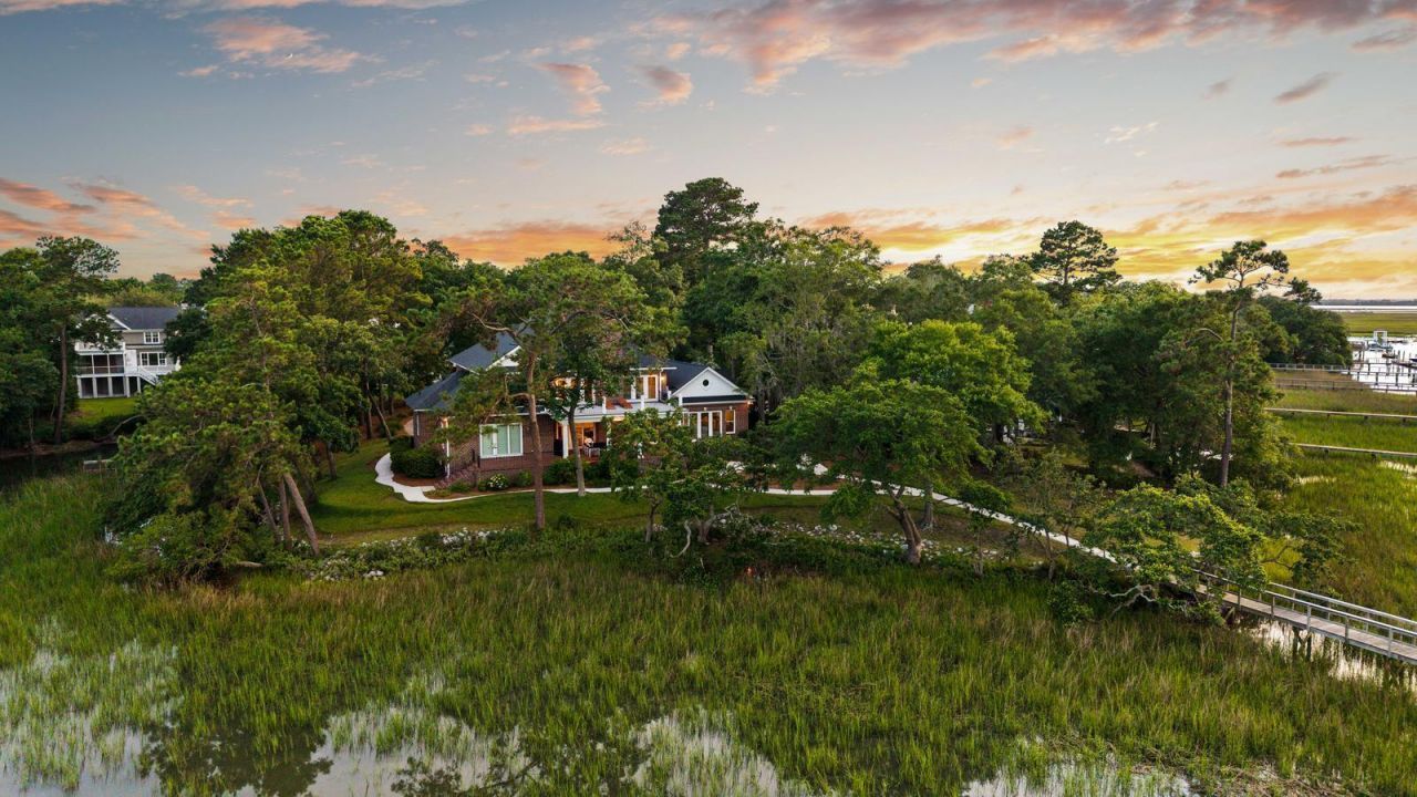 510 Traders Alley Photo 6