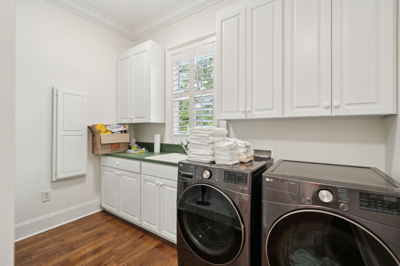 510 Traders Alley Photo 73