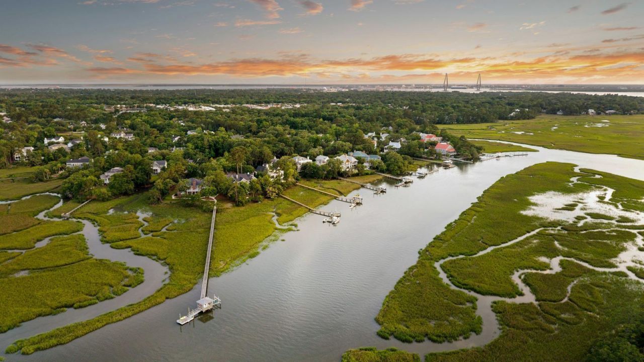 510 Traders Alley Photo 76