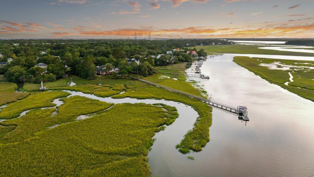 510 Traders Alley Photo 79