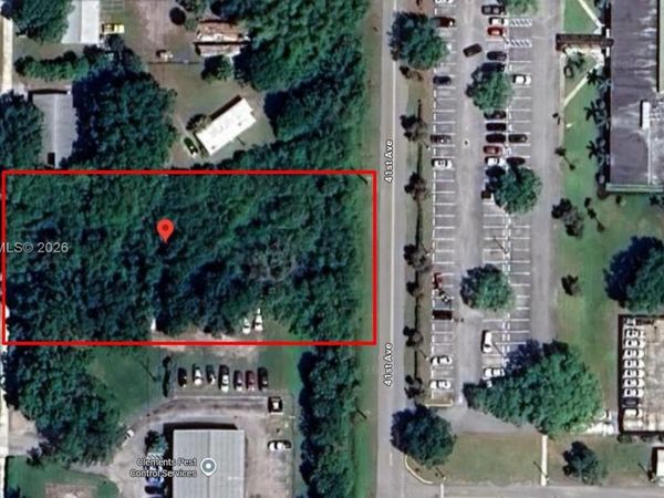 4040 43rd Ave , Vero Beach, FL 32960