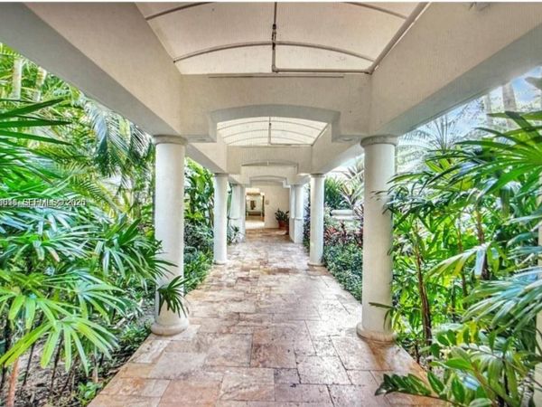 3900 Island Blvd , Unit B308, Aventura, FL 33160