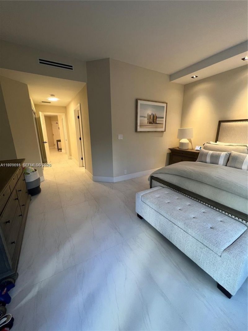 3900 Island Blvd , Unit B308, Aventura, FL 33160 Photo