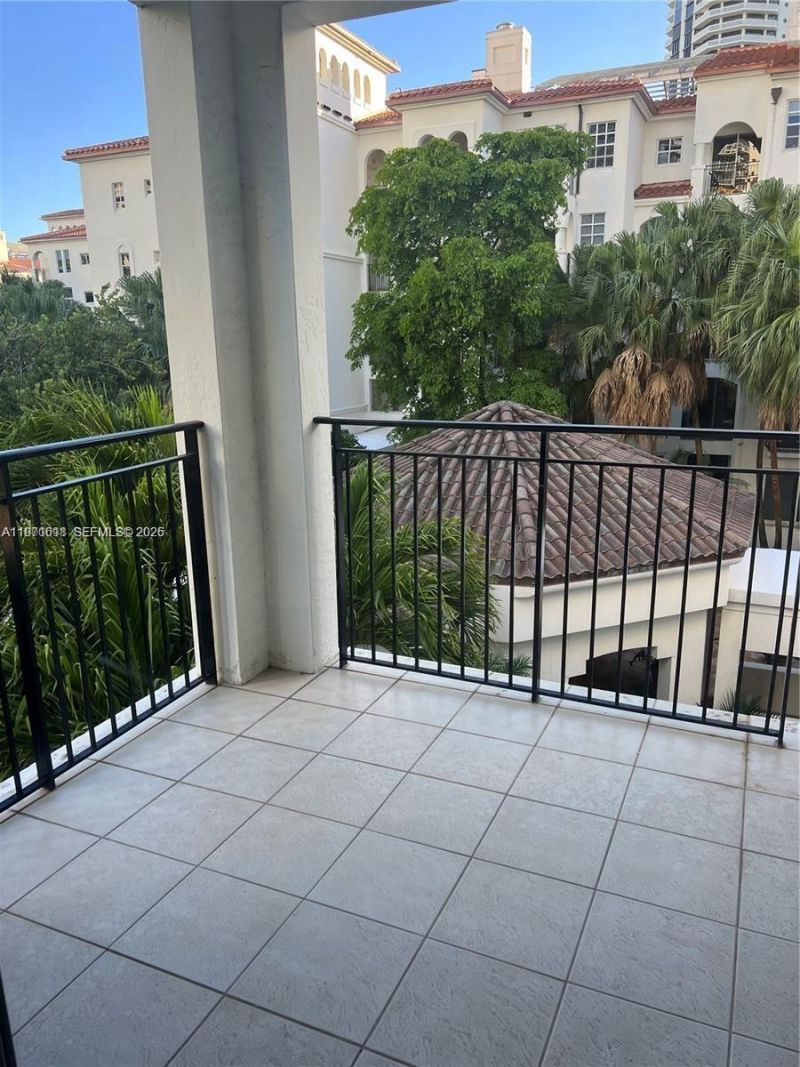 3900 Island Blvd , Unit B308, Aventura, FL 33160 Photo