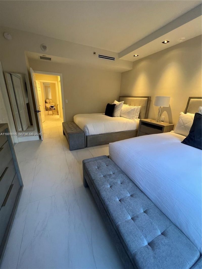 3900 Island Blvd , Unit B308, Aventura, FL 33160 Photo