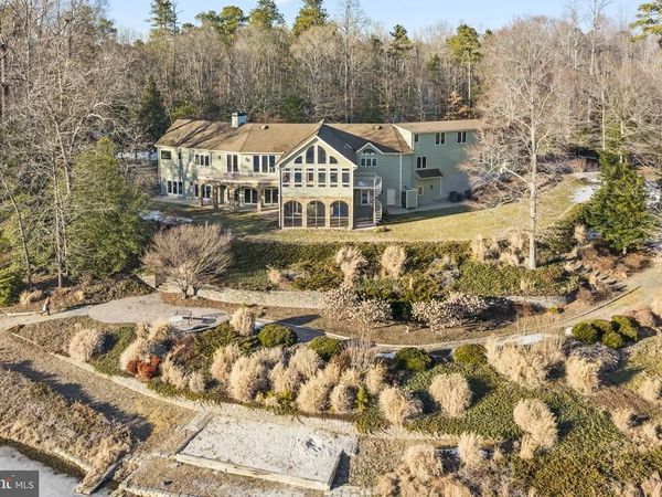 3535 MEADOW ROAD, SANDSTON, VA 23150