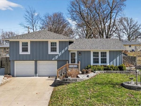 405 Osage Street, Harrisonville, MO 64701