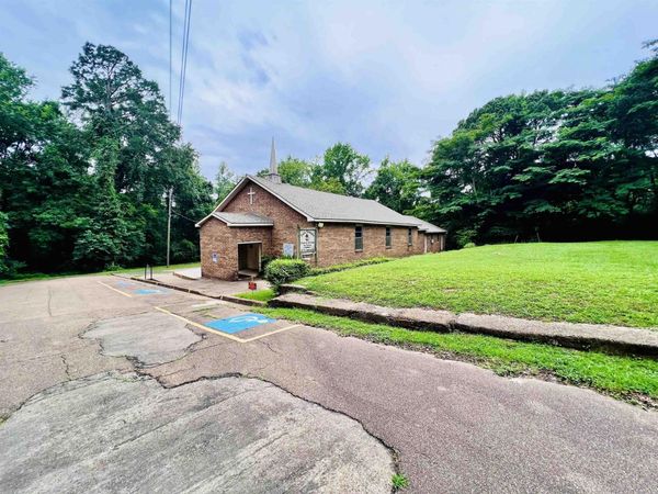 227 S Austin Street , Arkadelphia, AR 71923