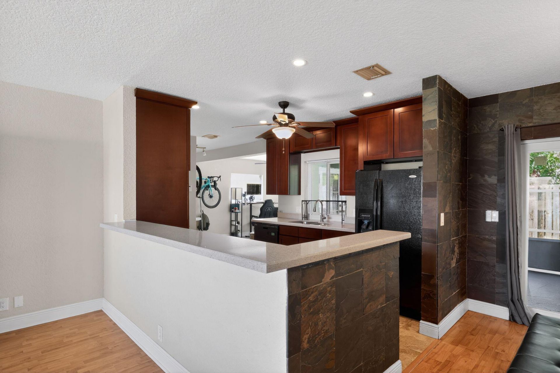 301 SE 3rd Street, Deerfield Beach, FL 33441 Photo