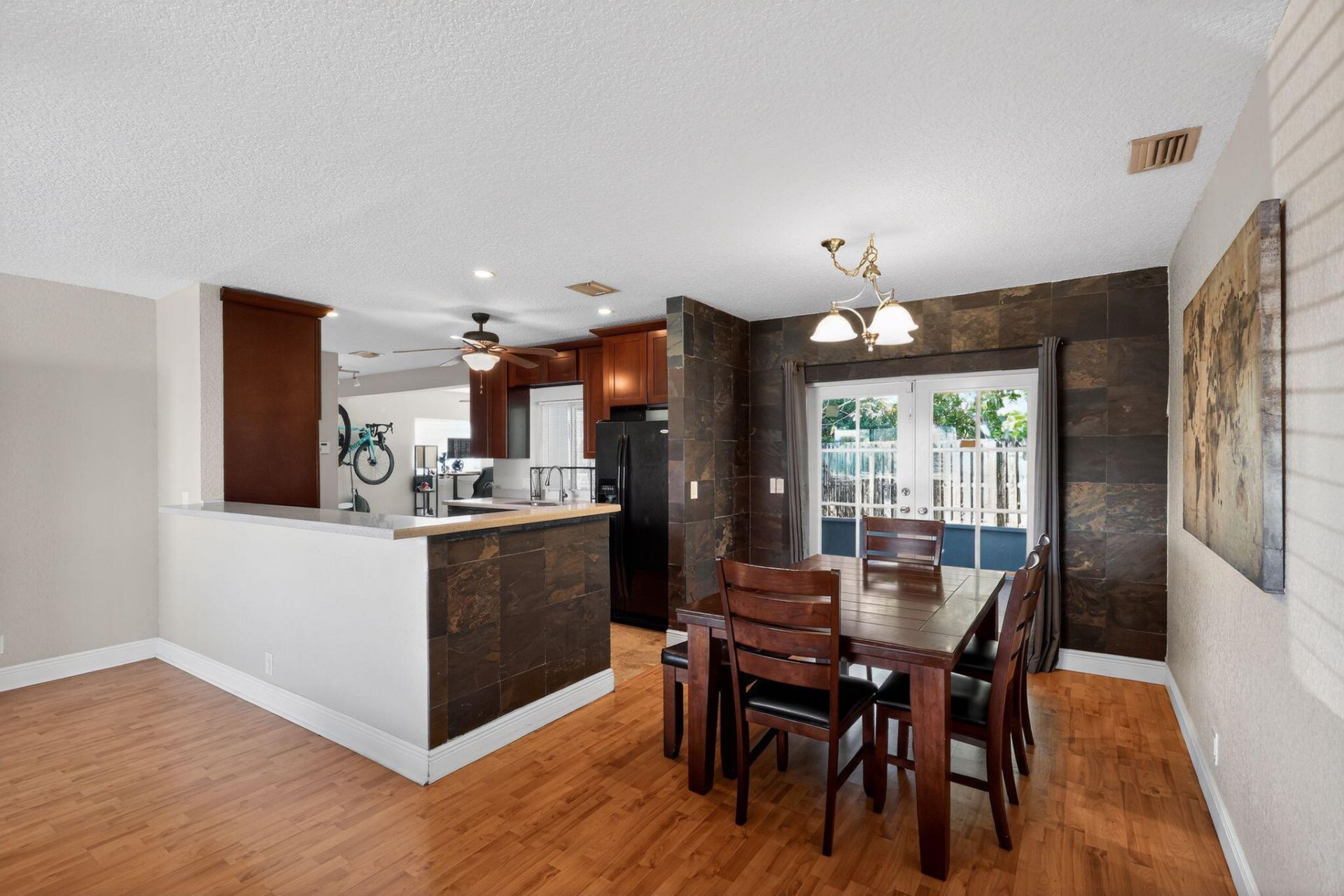 301 SE 3rd Street, Deerfield Beach, FL 33441 Photo