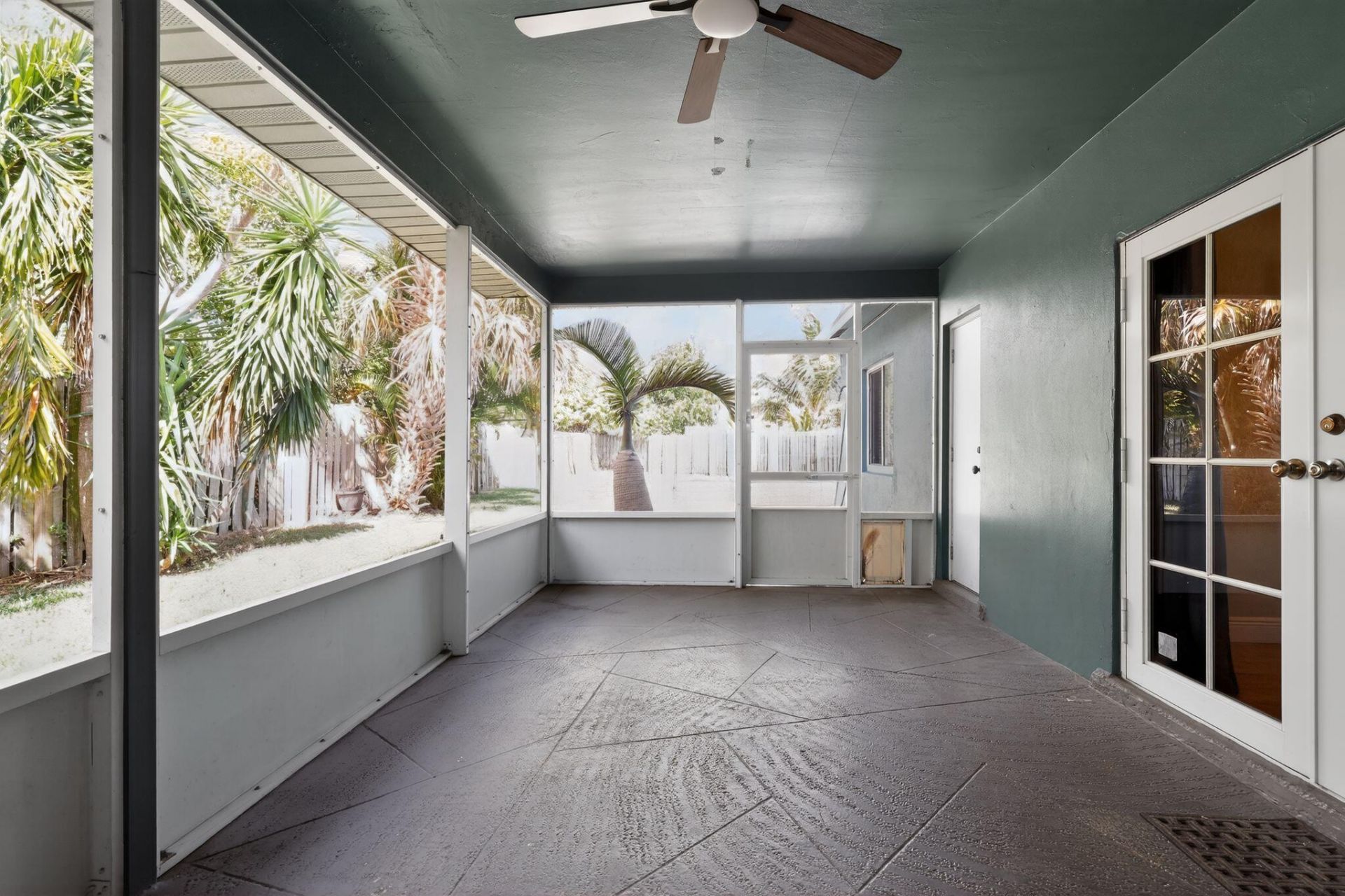 301 SE 3rd Street, Deerfield Beach, FL 33441 Photo
