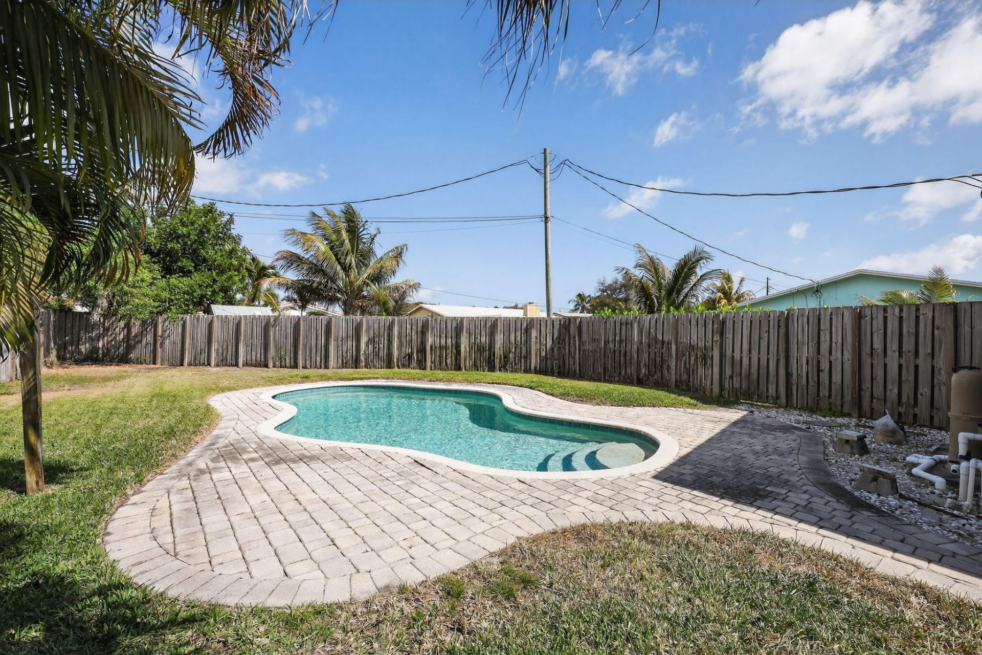 301 SE 3rd Street, Deerfield Beach, FL 33441 Photo