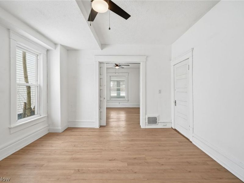 480 Bell Street, Akron, OH 44307 Photo 12