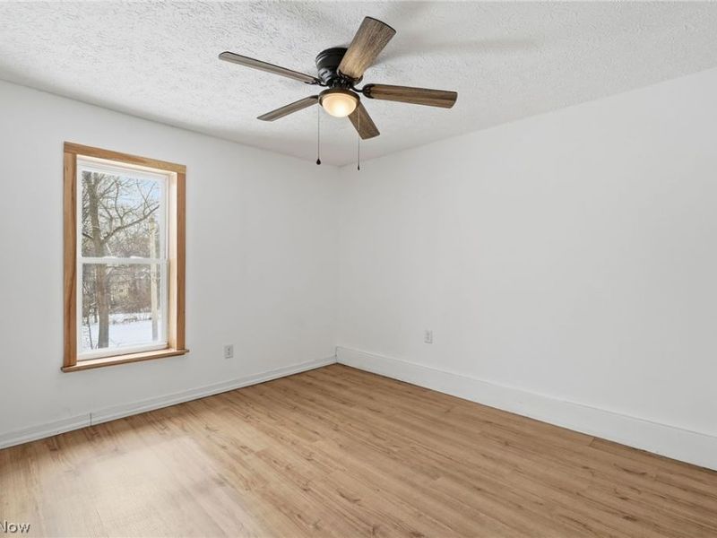 480 Bell Street, Akron, OH 44307 Photo 29