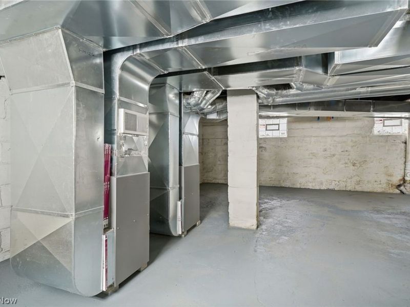 480 Bell Street, Akron, OH 44307 Photo 35