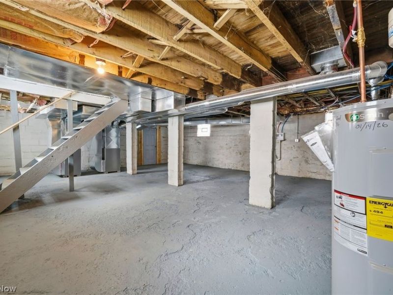 480 Bell Street, Akron, OH 44307 Photo 36