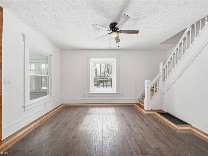 480 Bell Street, Akron, OH 44307 Photo 6