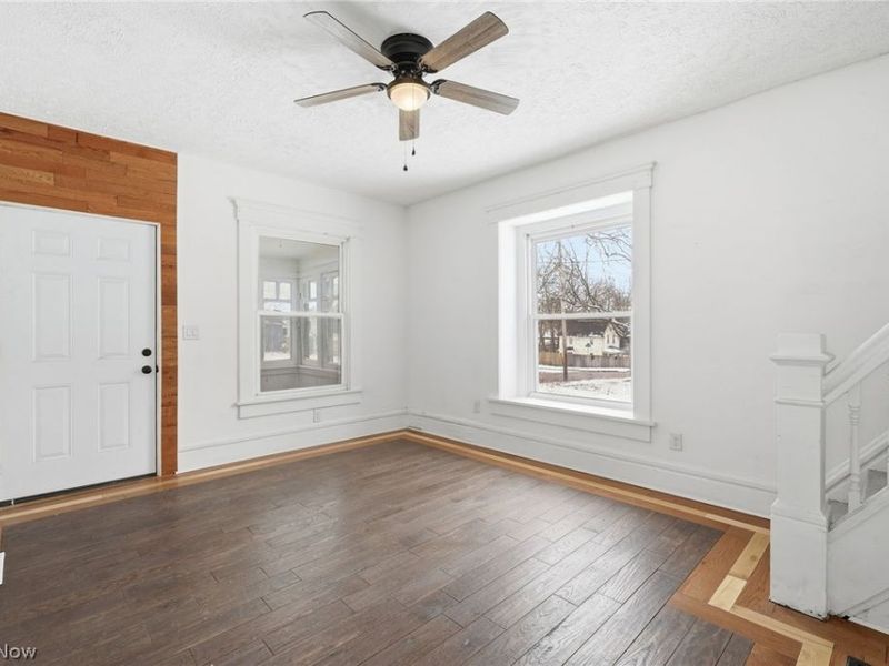 480 Bell Street, Akron, OH 44307 Photo 7