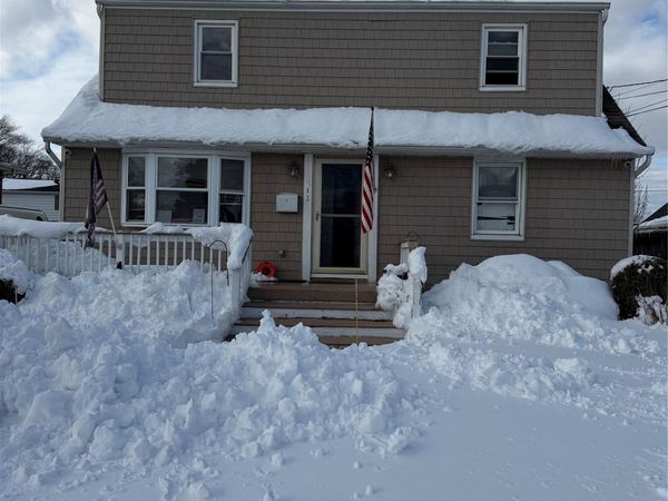 712 7th Street , West Babylon, NY 11704