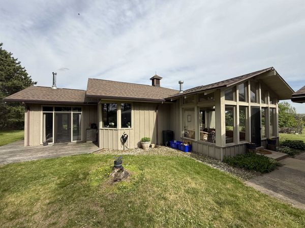 E11616 N Reedsburg Road, Baraboo, WI 53913