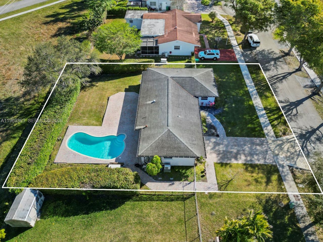 9361 SW 102nd Ct, Miami, FL 33176 Photo