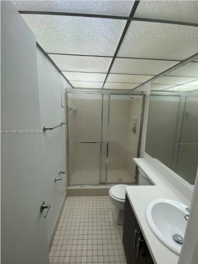 811 NE 199th St , Unit 202-33, Miami, FL 33179 Photo